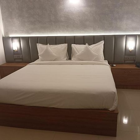 White Lake Resort Bilikere Dış mekan fotoğraf