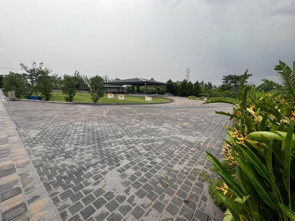 White Lake Resort Bilikere Dış mekan fotoğraf